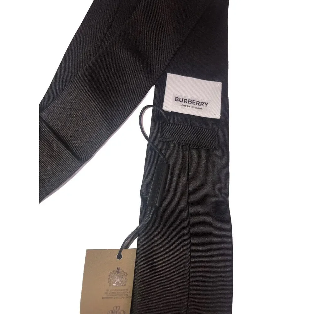 Burberry Tie Ice Blue Manston TB‎ Logo Navy Silk Made In England NEW